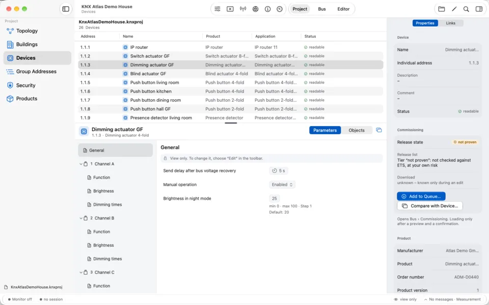 Devices – Mac: Every device of the project with address, product, application and status. Below, the parameters and objects of the selected device open.